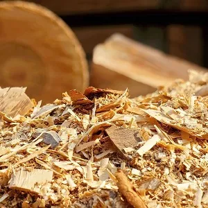 Лиственные опилки оптом в Калининграде и других различных марок заказать от 16 тонн